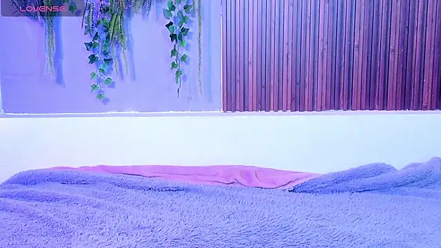 Dakotaferreti online show from 10-07-25, 08:50