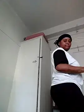 AcetousAbb online show from 11-08-25, 03:12