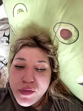 Snapshot of Kemeli008 chatting on 09-23-25, 09:01 Kemeli008 online show from 09-23-25, 09:01