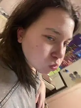 Snapshot of Kemeli008 chatting on 11-07-25, 11:16 Kemeli008 online show from 11-07-25, 11:16