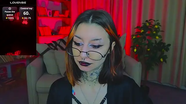 Mistress  Marcelline online show from 04-19-26, 01:27