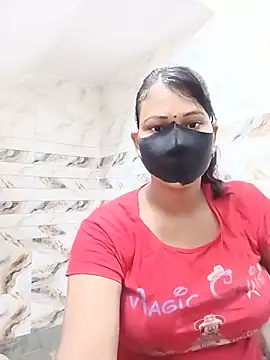 Snapshot of varnika chatting on 07-24-26, 12:47 varnika online show from 07-24-26, 12:47