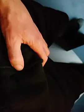 Snapshot of MyDick4You666 chatting on 10-28-25, 08:18 MyDick4You666 online show from 10-28-25, 08:18