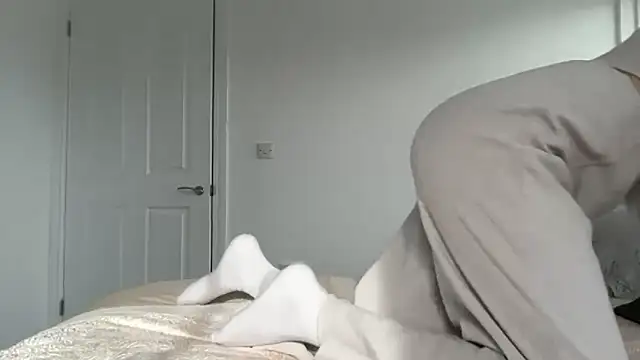 lolableux online show from 04-10-26, 04:01