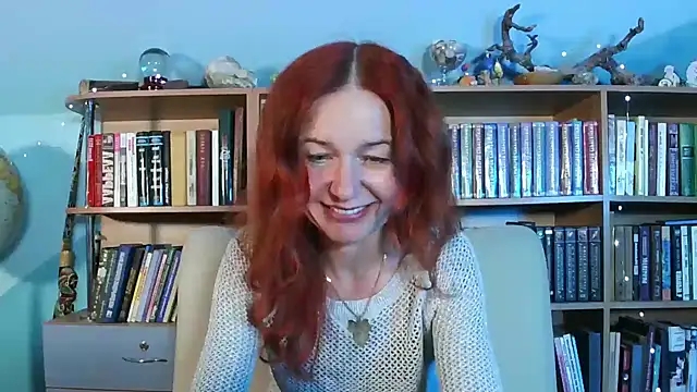 Foxilady357 online show from 04-18-26, 01:59