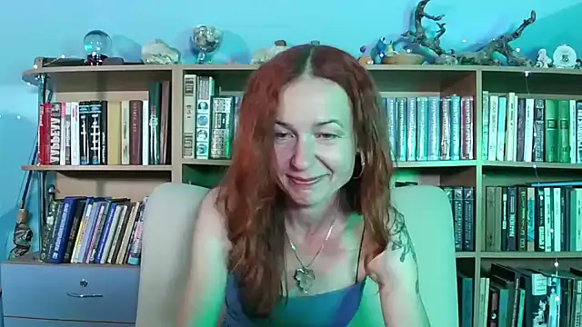 Snapshot of Foxilady357 chatting on 06-20-26, 02:20 Foxilady357 online show from 06-20-26, 02:20