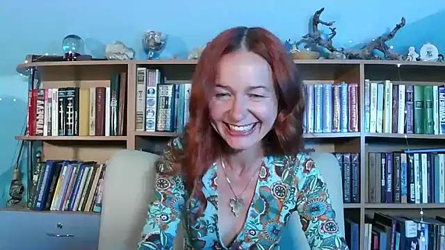 Snapshot of Foxilady357 chatting on 07-02-26, 01:28 Foxilady357 online show from 07-02-26, 01:28