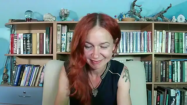 Snapshot of Foxilady357 chatting on 07-06-26, 01:52 Foxilady357 online show from 07-06-26, 01:52
