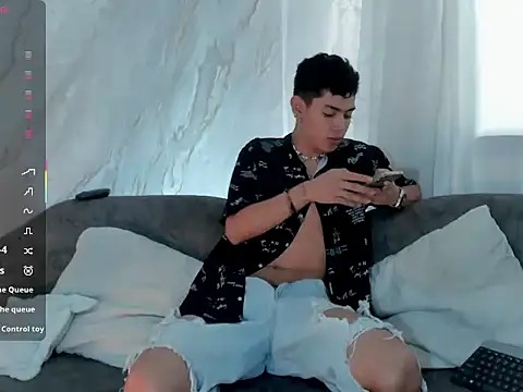 LoganTwink18 online show from 02-22-26, 04:05