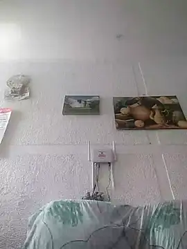 Snapshot of Valenn_fernandez chatting on 05-27-26, 03:09 Valenn fernandez online show from 05-27-26, 03:09