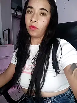 Snapshot of Valenn_fernandez chatting on 06-27-26, 08:47 Valenn fernandez online show from 06-27-26, 08:47