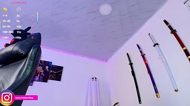 Nicorobinn online show from 10-11-25, 08:07