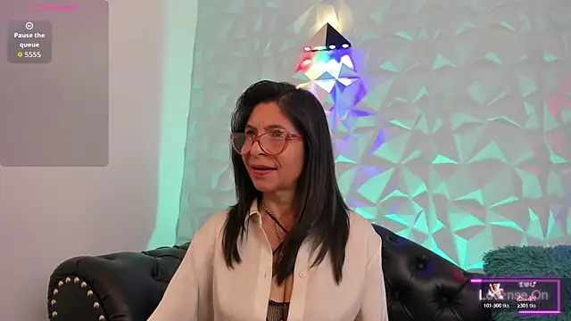 SabinaDeluxe cg online show from 10-17-25, 01:25