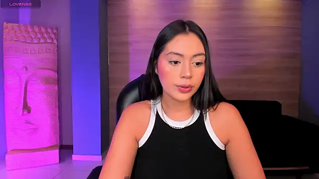 AmbarJames  online show from 10-28-25, 11:36