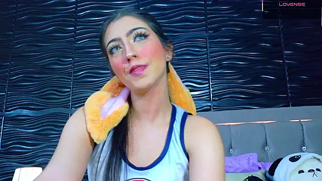 Snapshot of Ambar_Bull chatting on 10-29-25, 12:29 Ambar Bull online show from 10-29-25, 12:29