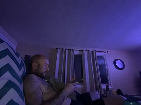 Snapshot of curis4270panda chatting on 10-22-25, 02:23 curis4270panda online show from 10-22-25, 02:23