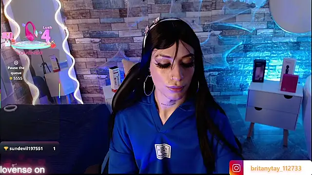 boyfox tay online show from 10-27-25, 04:05