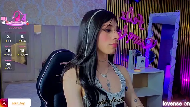 Snapshot of boyfox_tay chatting on 06-27-26, 04:39 boyfox tay online show from 06-27-26, 04:39