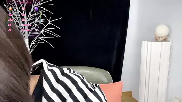 Snapshot of xiaoyue8888 chatting on 10-03-25, 01:57 xiaoyue8888 online show from 10-03-25, 01:57