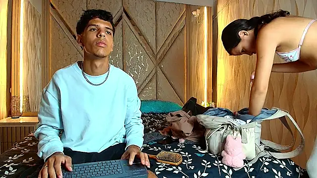 Hotcouple 222 online show from 01-06-26, 07:12