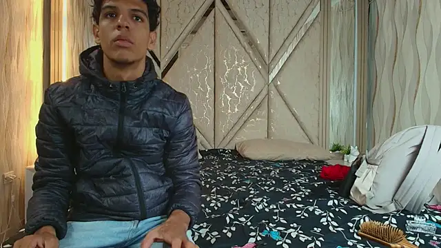 Hotcouple 222 online show from 02-10-26, 07:23