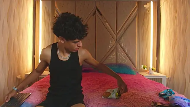 Hotcouple 222 online show from 03-07-26, 07:27