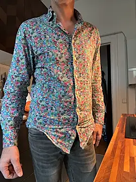 Snapshot of SexyLeon8 chatting on 11-16-25, 09:04 SexyLeon8 online show from 11-16-25, 09:04