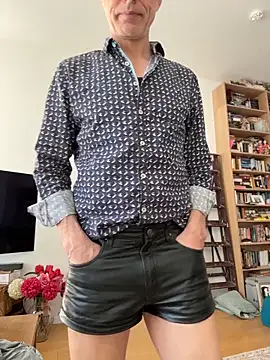 SexyLeon8 online show from 03-16-26, 07:12