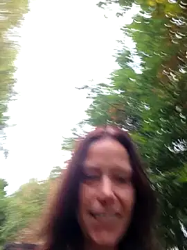 Snapshot of littleladyshelly chatting on 10-11-25, 10:25 littleladyshelly online show from 10-11-25, 10:25