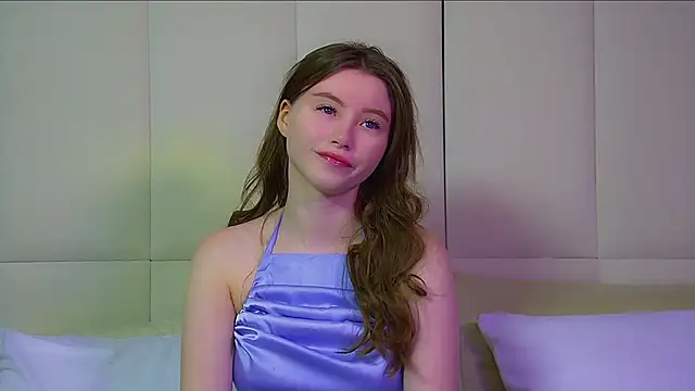 Snapshot of KeiraAsti chatting on 10-02-25, 06:04 KeiraAsti online show from 10-02-25, 06:04