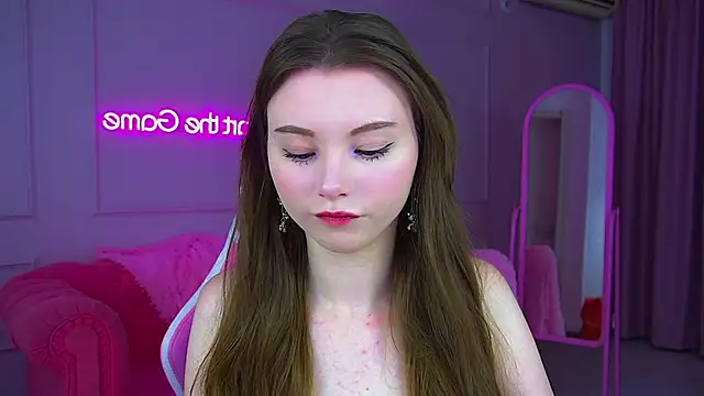 Snapshot of KeiraAsti chatting on 11-11-25, 06:08 KeiraAsti online show from 11-11-25, 06:08