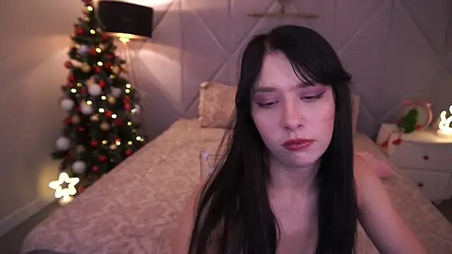 LiviaShy online show from 12-14-25, 01:38