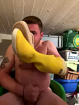 Snapshot of rubber_oliver chatting on 09-27-25, 09:14 rubber oliver online show from 09-27-25, 09:14