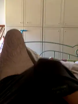 Snapshot of Giocherellone_Italiano chatting on 10-21-25, 10:27 Giocherellone Italiano online show from 10-21-25, 10:27