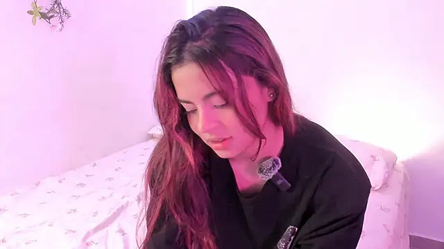 valy shyness online show from 11-18-25, 02:17