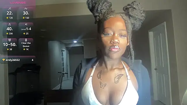 Snapshot of maskedgirl5005 chatting on 09-16-25, 05:03 maskedgirl5005 online show from 09-16-25, 05:03