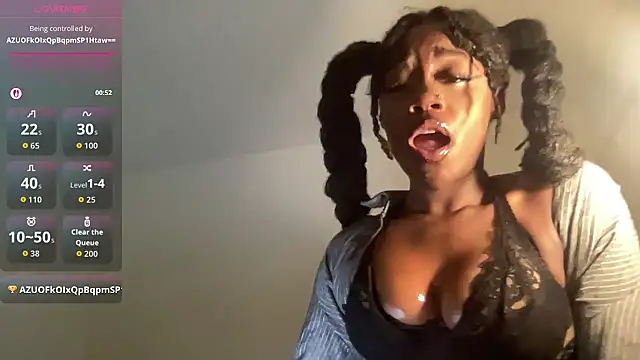 Snapshot of maskedgirl5005 chatting on 11-16-25, 03:01 maskedgirl5005 online show from 11-16-25, 03:01