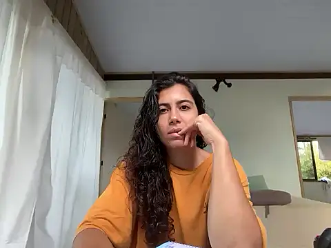 Snapshot of deusaludovica chatting on 05-07-26, 07:08 deusaludovica online show from 05-07-26, 07:08