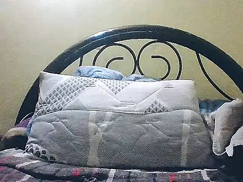 Snapshot of jorgexsuil2hh chatting on 11-26-25, 06:31 jorgexsuil2hh online show from 11-26-25, 06:31