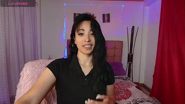 Snapshot of hannagomez_24 chatting on 11-22-25, 04:11 hannagomez 24 online show from 11-22-25, 04:11