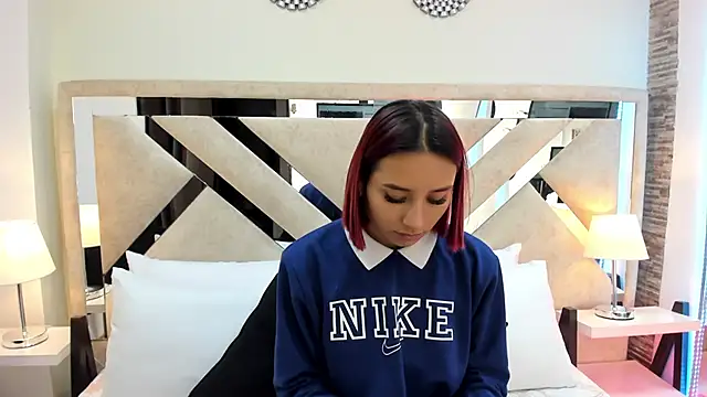 ximena vasquez8 online show from 04-15-26, 03:46