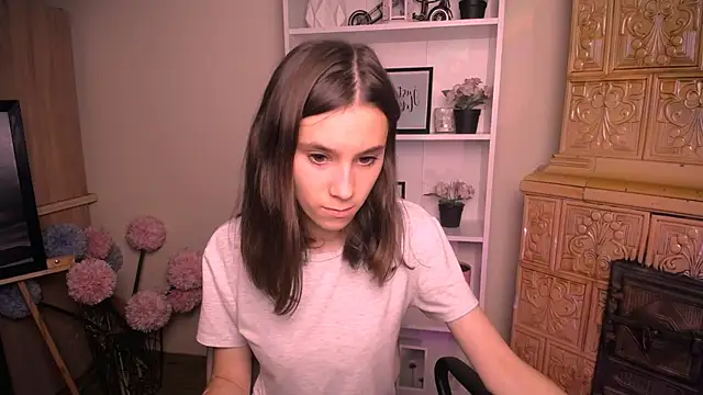 Snapshot of RosaRay_ chatting on 07-16-26, 06:19 RosaRay online show from 07-16-26, 06:19