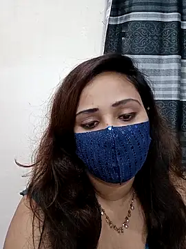 Snapshot of Mow_955 chatting on 10-09-25, 08:40 Mow 955 online show from 10-09-25, 08:40