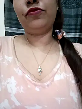 Snapshot of Mow_955 chatting on 10-18-25, 07:03 Mow 955 online show from 10-18-25, 07:03