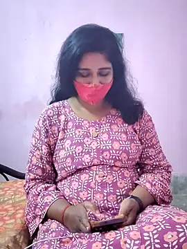 Rupali201 online show from 12-18-25, 02:12