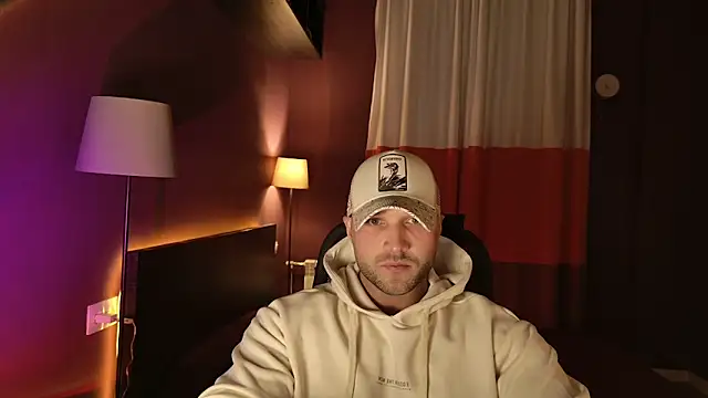 Snapshot of RikAdlerr chatting on 03-02-26, 01:07 RikAdlerr online show from 03-02-26, 01:07