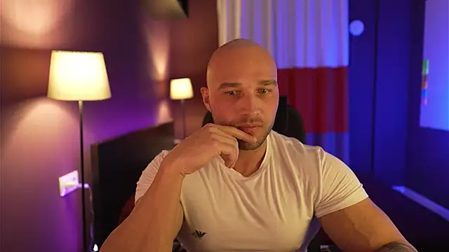 Snapshot of RikAdlerr chatting on 03-22-26, 01:03 RikAdlerr online show from 03-22-26, 01:03