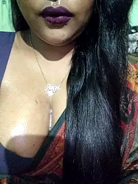 Snapshot of JIYA-04 chatting on 05-12-26, 06:16 JIYA-04 online show from 05-12-26, 06:16