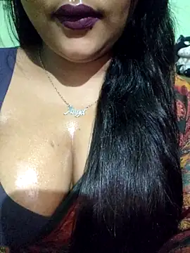 Snapshot of JIYA-04 chatting on 05-17-26, 06:04 JIYA-04 online show from 05-17-26, 06:04