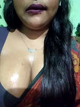 Snapshot of JIYA-04 chatting on 06-12-26, 01:43 JIYA-04 online show from 06-12-26, 01:43